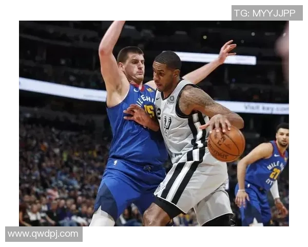 洛克伦与亨克对决分析双方实力与战术解析