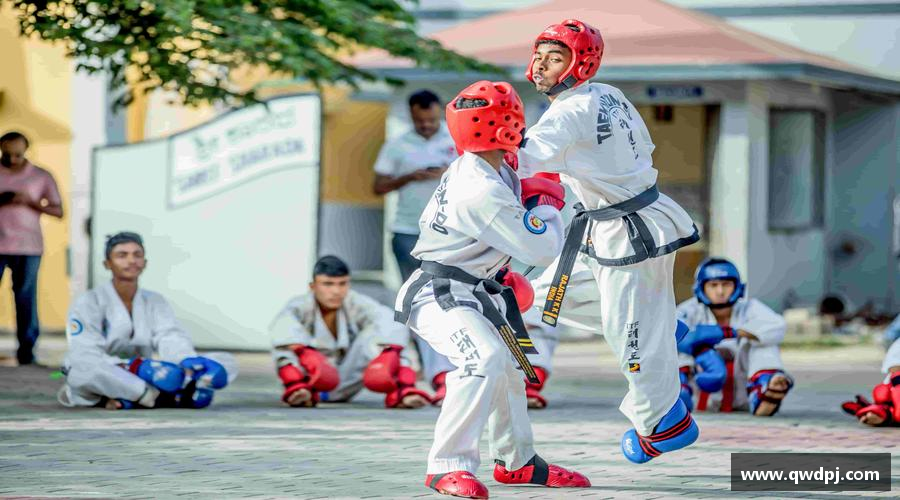 勇敢面对挑战，挑战自我极限。